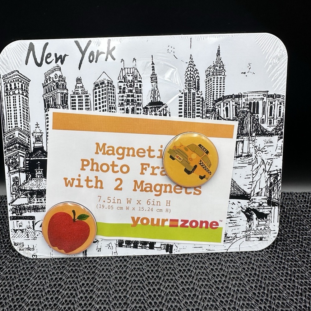 Your Zone "New York City" 7.5" x 6" Magnetic Photo Frame with 2 Magnets